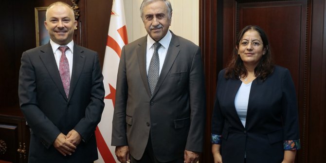 Akıncı, yeni atanan Trabzon ve Antalya başkonsoloslarını kabul etti