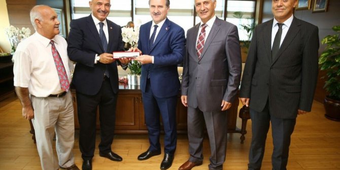 Ilıcalı, Bakan Bak’ı makamında ziyaret etti