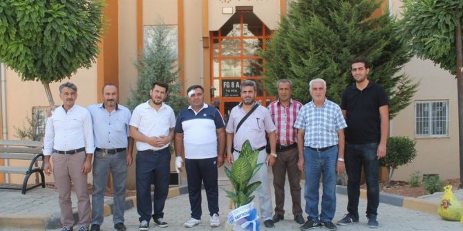 Kaza geçiren Gazeteci Güneş’e geçmiş olsun ziyareti