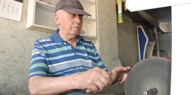 Yarım asırlık bıçakçı