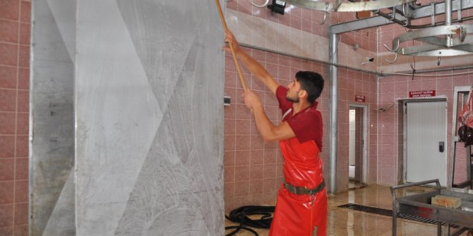 Mezbahada bayram hazırlığı