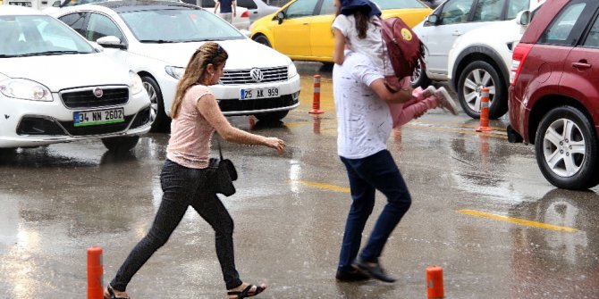 Erzurum yağmurla serinledi