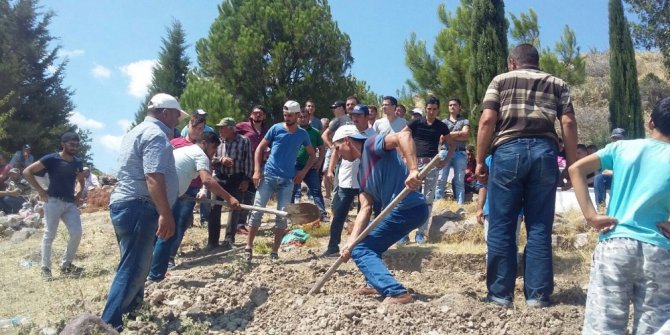 Hap içerek intihar ettiği iddia edilen kadın son yolculuğuna uğurlandı