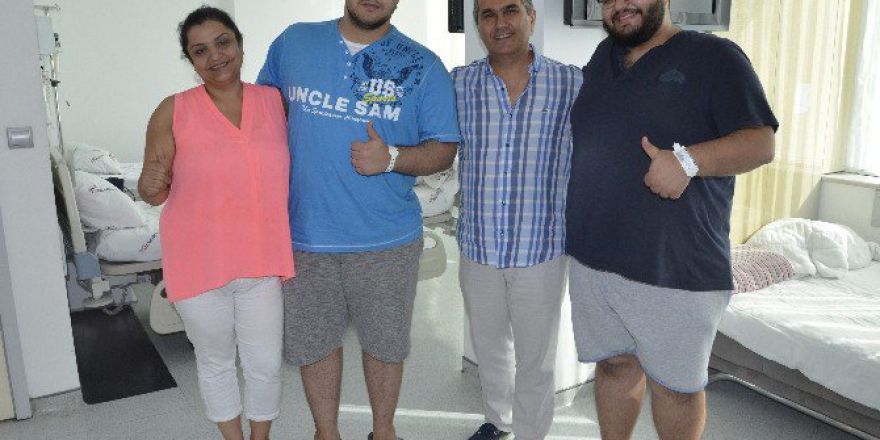 Aile Boyu Obezite Ameliyatı Oldular