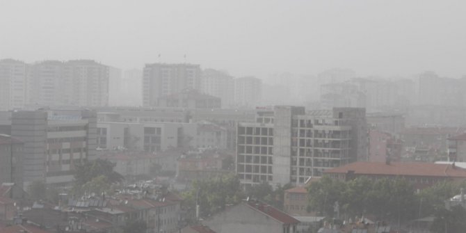 Kayseri’yi toz bulutu kapladı
