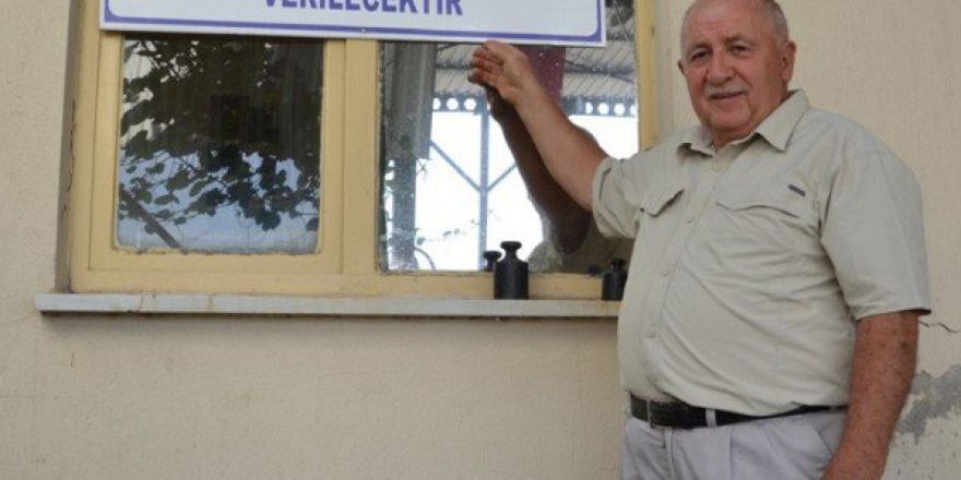 Somalı Esnaf Sigarayı Bırakan İşçilerine 100 Tl Prim Veriyor