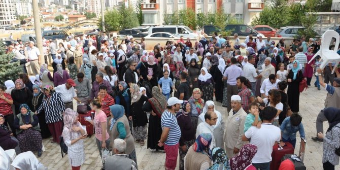 Uşak’ta hacı adayları kutsal topraklara uğurlandı