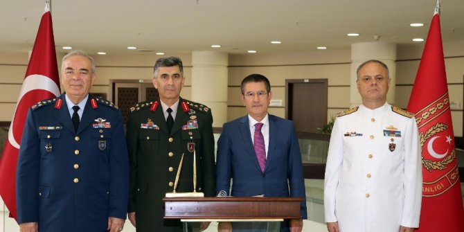Görevi sona eren kuvvet komutanlarından Bakan Canikli’ye veda ziyareti