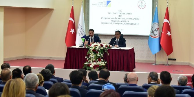 MEB ile Enerji Bakanlığı arasında işbirliği protokolü imzalandı