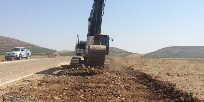 Nurdağı’nda mahalle yolları genişliyor