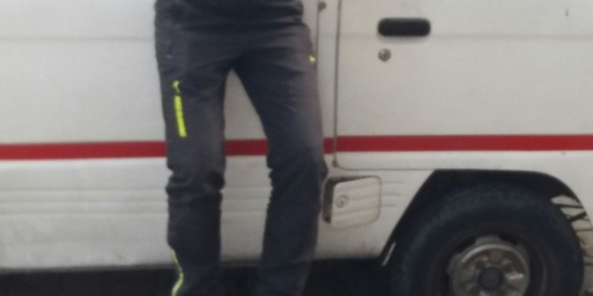 Bonzai içen adamın yürek burkan hali kamerada