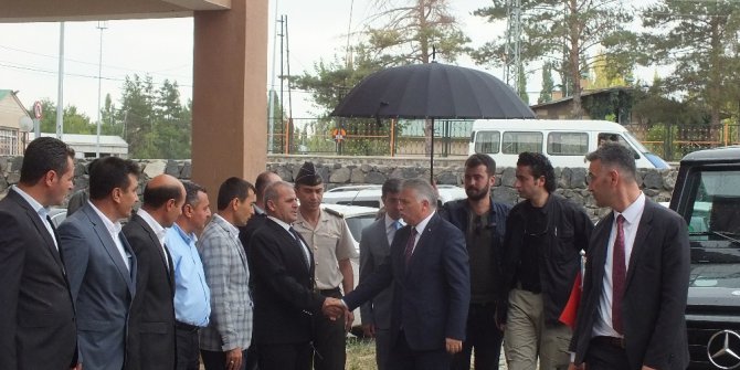 Vali Yıldırım Malazgirt’te