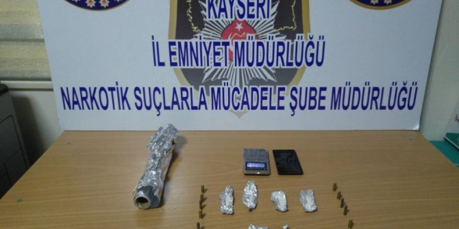 Kayseri’de uyuşturucu operasyonu: 4 gözaltı