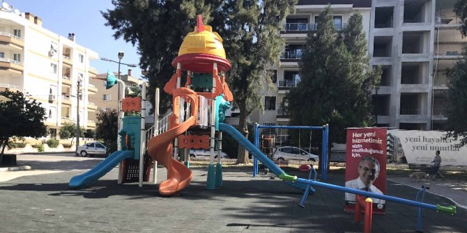 Karşıyaka’nın parkları yenileniyor