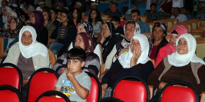 Yozgat’ta köy çocukları ilk kez sinema heyecanı yaşadı