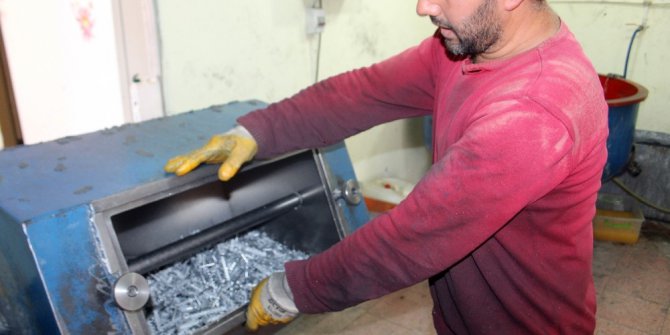 Tek makineyle başladı, Türkiye’ye satıyor