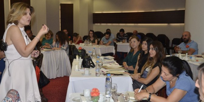 Sigarayı bıraktırmaya yardımcı aromaterapik formül