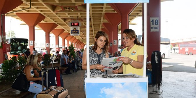 Üniversiteye kayıt yaptıran öğrencilere ücretsiz ulaşım