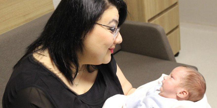 Çınar Bebek 90 Günlük Yaşam Savaşını Kazanarak Ailesine Kavuştu