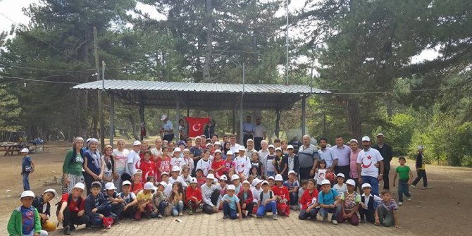 Başkan Yalçın, öğrencilerle piknik yaptı