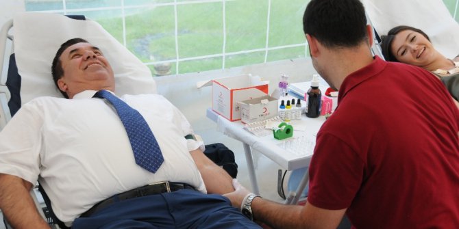 Sıcak hava ve tatil kan bağışını azalttı