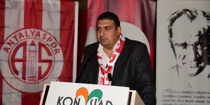 Öztürk, Samuel Eto’o’yu Eleştirdi