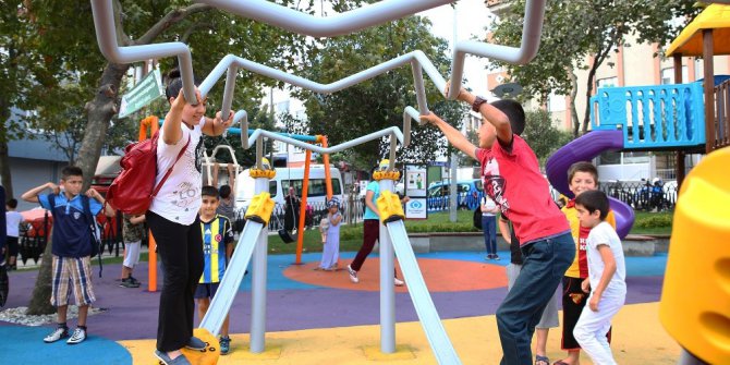 Sultangazi’de simülatörlü deprem eğitimi