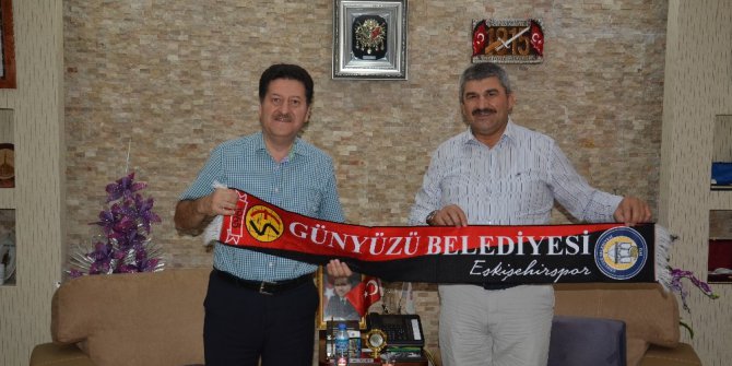 Ak Parti Sosyal Politikalar Başkan Yardımcısı Hasan Fehmi Kinay’dan Başkan Arayıt’a ziyaret