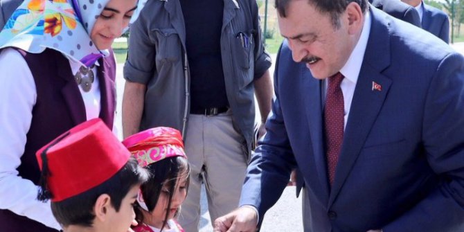 Bakan Eroğlu 20 müjdeyle Van’a geldi