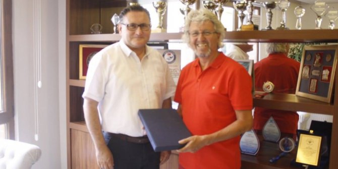 Yüzme İl Temsilciliğinde görev değişimi