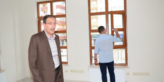 Palandöken Belediyesinin yaptığı ilçe emniyet müdürlüğü göz kamaştırdı