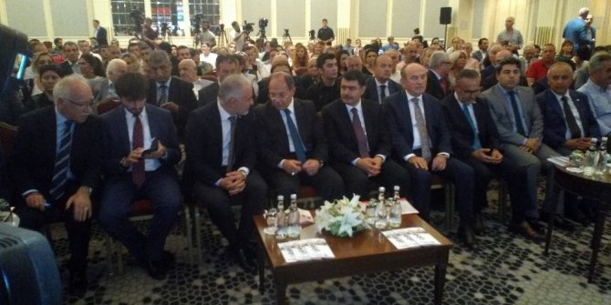 Başbakan Yardımcısı Akdağ, “AFAD’la birlikte gönüllülerin çalışması üzerine çok yoğun bir şekilde çalışacağız”