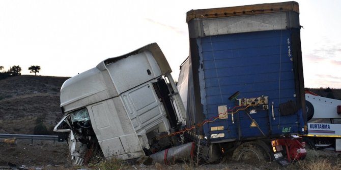 Tosya’da trafik kazası: 2 yaralı