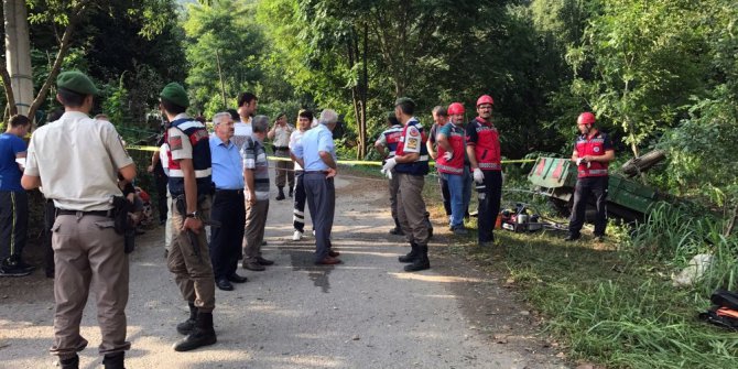 Sakarya’da işçileri taşıyan traktör devrildi: 7 ölü, 10 yaralı