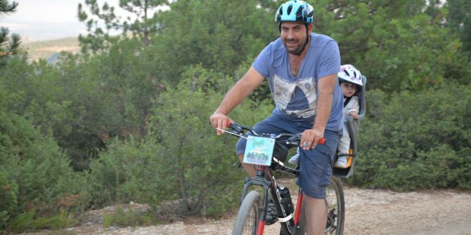 Sağlıklı yaşam ve doğaya saygı için çoluk çocuk pedal çevirdiler