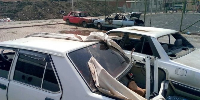 Hurda araç yandı, mahalleli tepki gösterdi