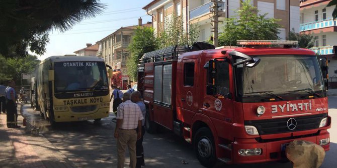 Karaman’da midibüste yangın paniği