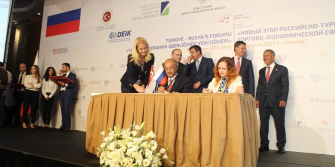 Türkiye-Rusya İş Forumu’nda 100 milyar dolarlık hedef vurgusu