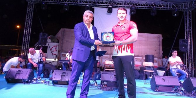 Hisarcık Belediyesinden milli sporcuya destek