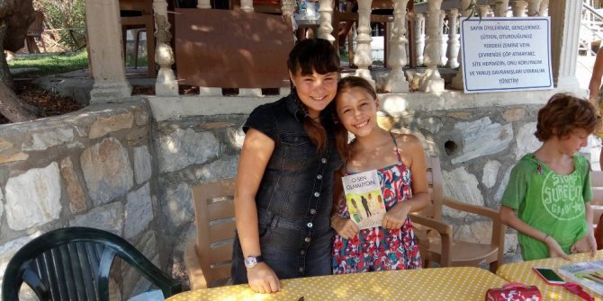 12 yaşında roman yazdı