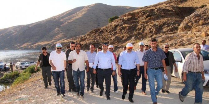 Vali Kaldırım, alabalık işletmelerini yerinde inceledi