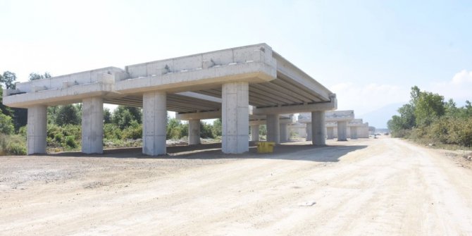 Otoyolda hedef 2018 olarak belirlendi