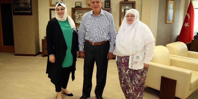 Başkan Karaosmanoğlu, Zeynep başkanı ağırladı