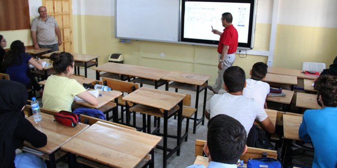 Okullarda yaz kursları devam ediyor