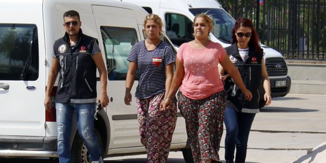 Adliyeye sevk edilen uyuşturucu şüphelisine yakınlarından telkin: