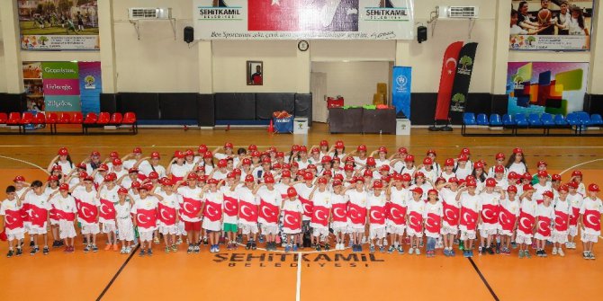 Vatan ve bayrak aşkı gururlandırdı