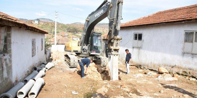 Gölmarmara’nın 4 mahallesine 11 bin 600 metrelik altyapı