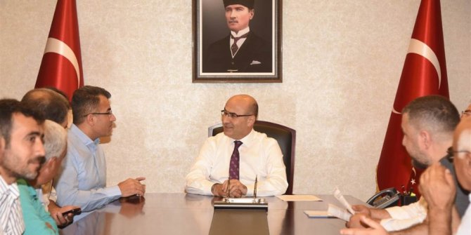 Güzelyalı Mahallesi sakinleri Vali Mahmut Demirtaş’ın makamında