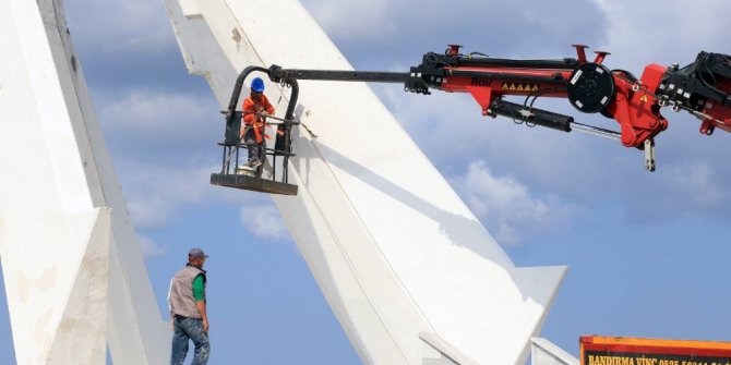 53 yıllık anıt onarıma alındı