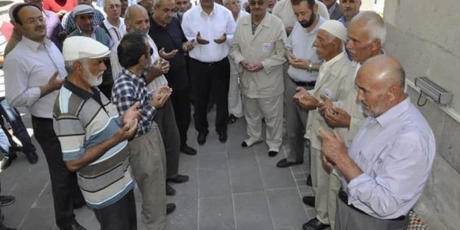 Gürün’de hacı adayları kutsal topraklara uğurlandı